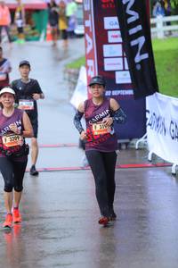 BIB: 3209, 319
                            <button type="button" onclick="openModal(5739892)" class="btn btn-primary btn-sm float-right btn-popup" data-toggle="modal" data-target=".modal-high-quality">
                        <i class="fas fa-shopping-cart"></i> Add to Cart
                    </button>
                                            <button type="button" onclick="isThisMe(5739892, true)" class="btn btn-success btn-sm float-right btn-popup btn-isme hidden" data-toggle="tooltip" data-placement="bottom" title="นี่คือรูปของคุณใช่ไหม คลิกที่นี่เพื่อเอาเข้าอัลบั้ม">
                        <i class="fas fa-plus"></i> Add to album
                    </button>
                    <button type="button" onclick="isThisMe(5739892, false)" class="btn btn-warning btn-sm float-right btn-popup btn-isnotme hidden">
                        <i class="fas fa-ban"></i> Remove from album
                    </button>